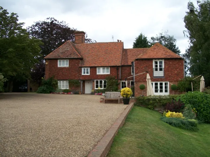 Kent period house with a peg-tiled roof and tile hanging